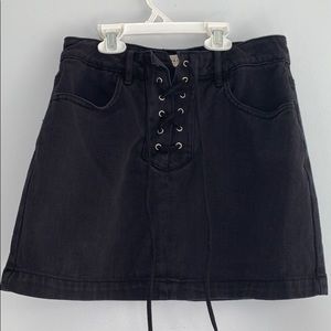 Black PacSun skirt